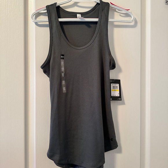Under Armour Tops - Under Armour ladies tank top